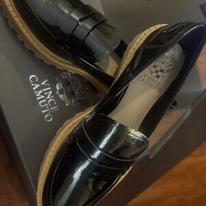 Vince Camuto - BRAND NEW
